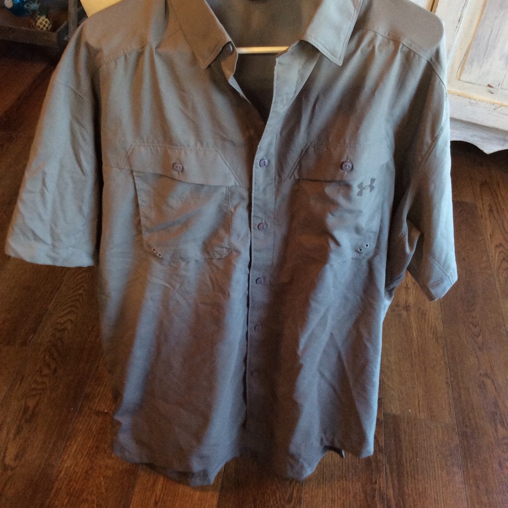 Under Armour Xlarge Ss Button Up - image 1